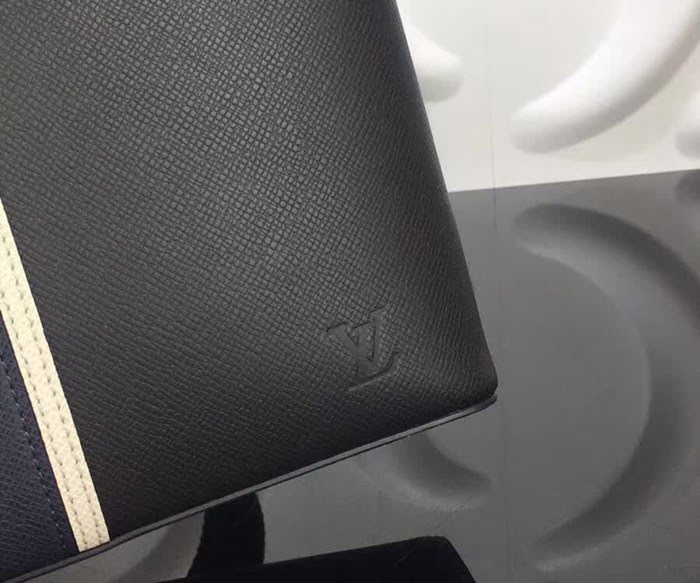 路易威登LV頂級原單M34411ANTON MESSENGER 小號手袋 飾LV品牌標識 Taiga牛皮 YDH1593